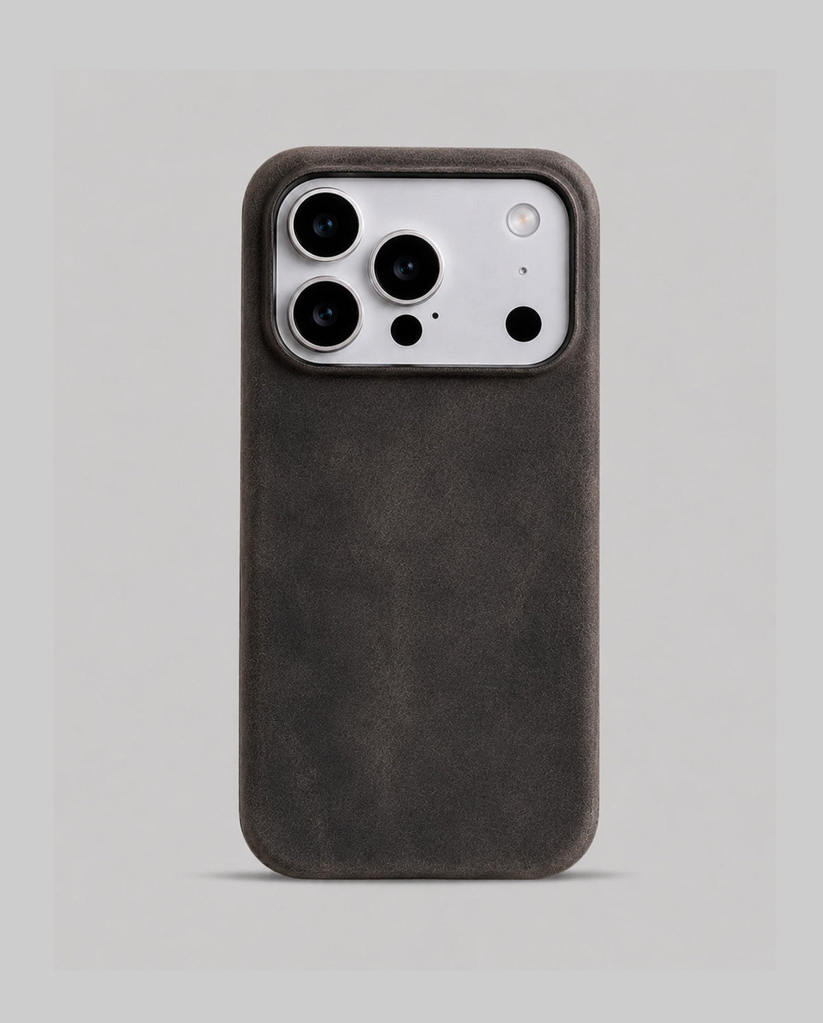 iPhone 17 Pro Max Leather Case — Hari