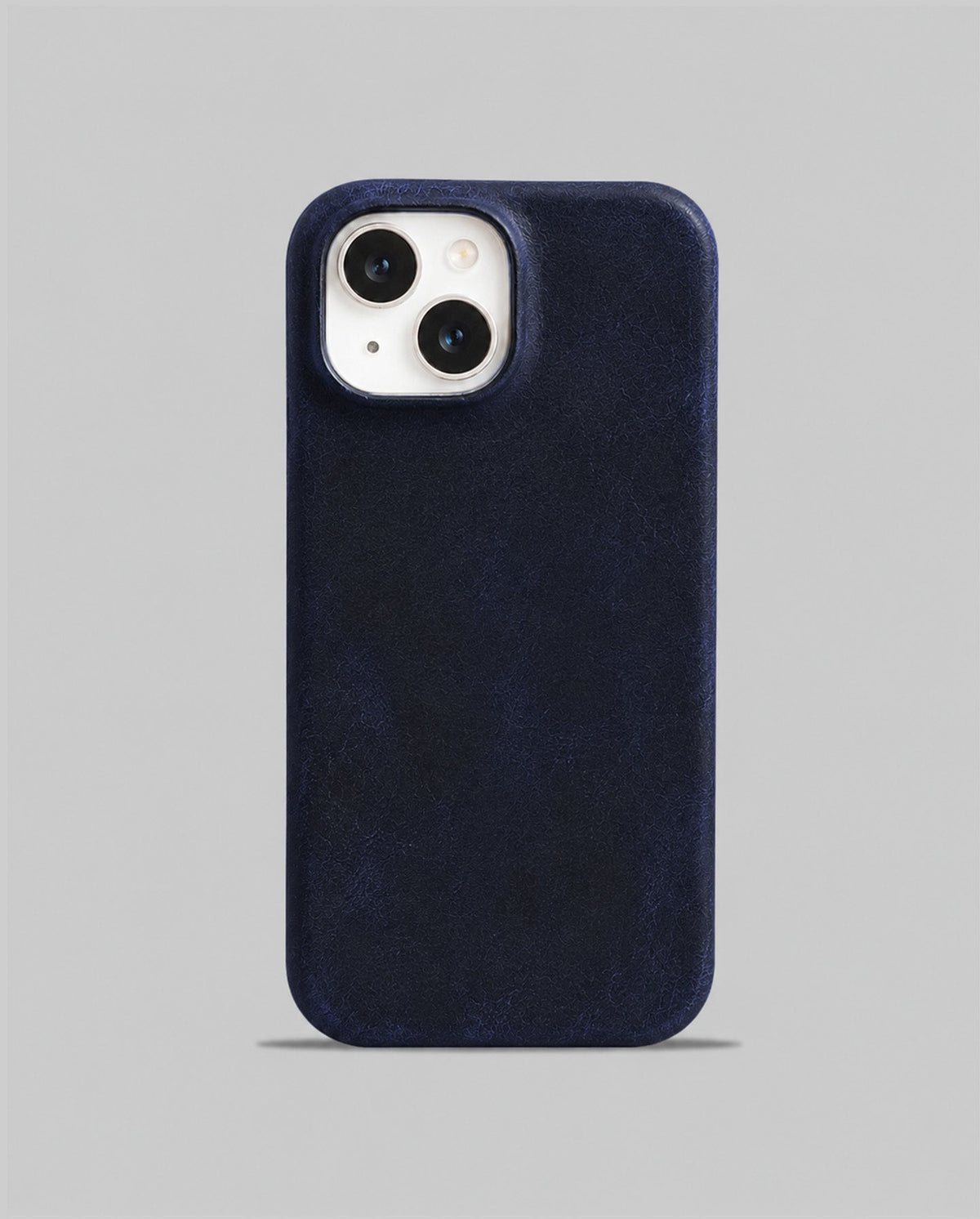 iPhone 15 Plus Leather Case — Hari