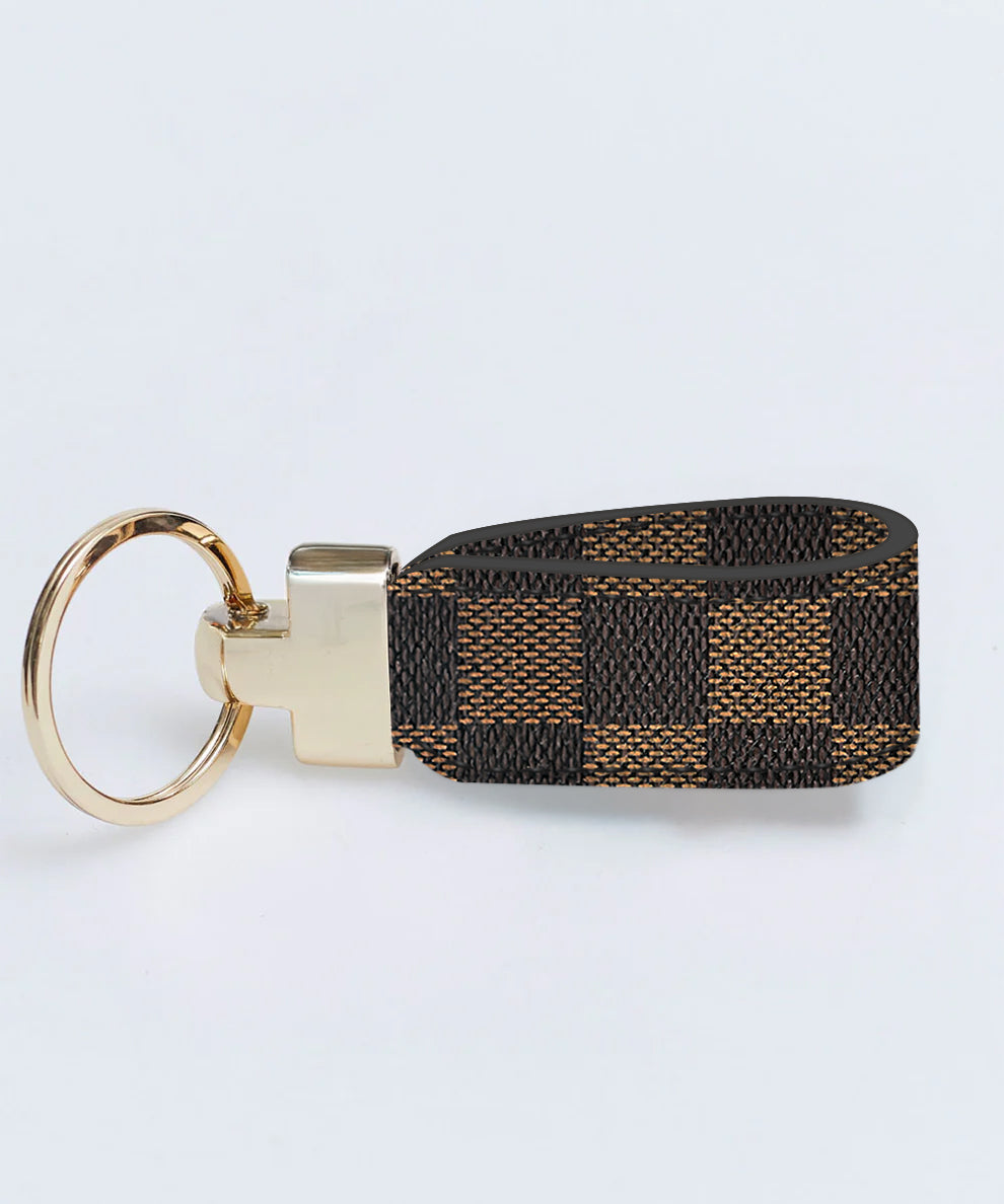 Handle Keychain — Dama