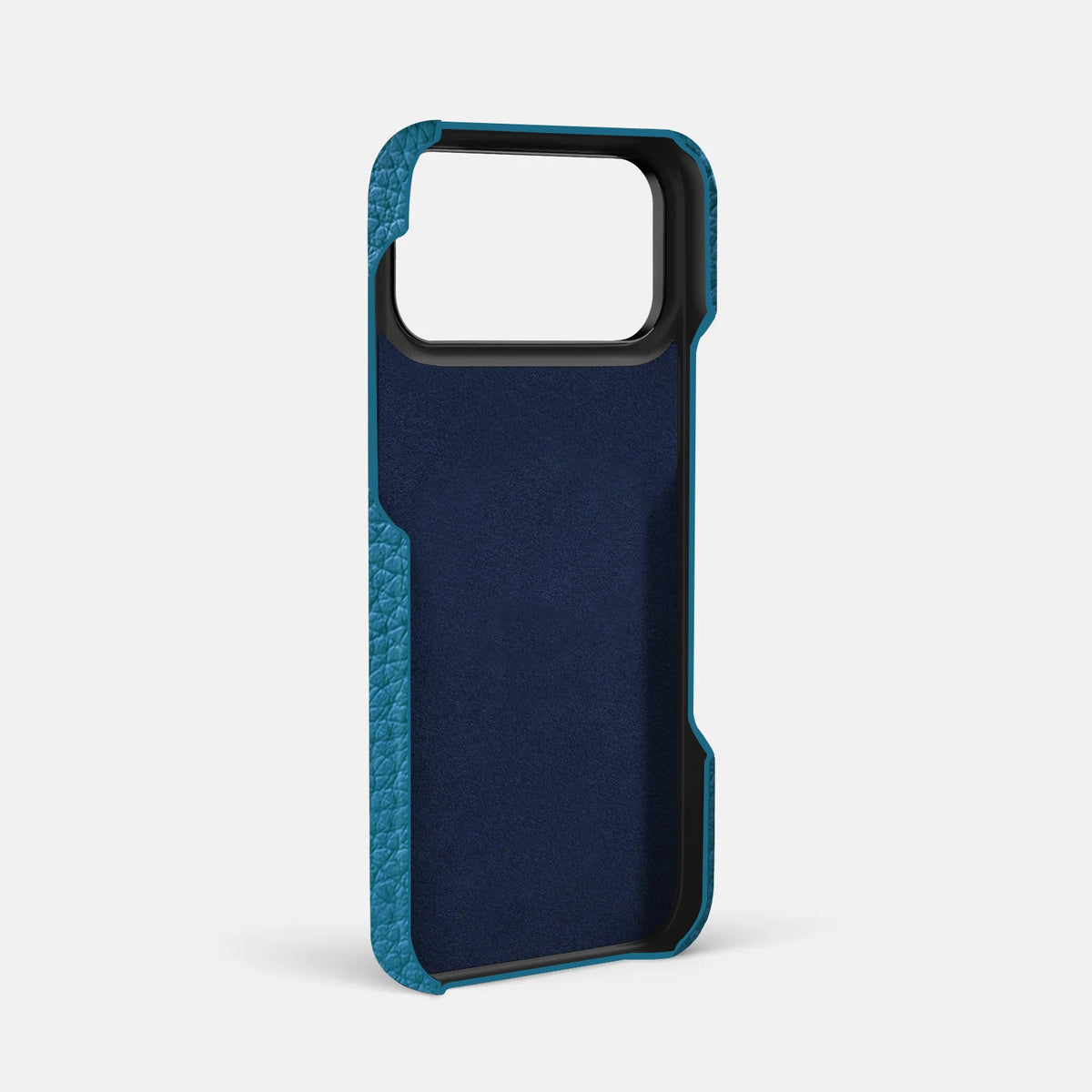 iPhone 17 Pro Leather Case — Ashe Handle Cardholder