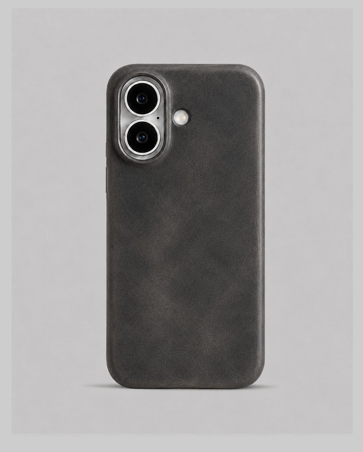iPhone 16 Leather Case — Hari